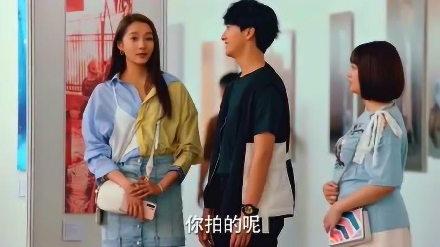 古代画像里的美女为什么几乎都是溜肩？现在的直角肩又是怎么流行起来的呢？游戏画面